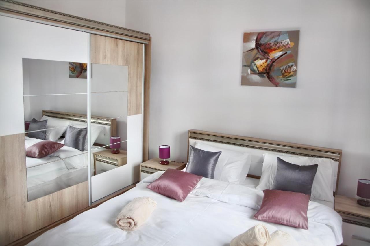 Luxury Downtown Apartment Клуж-Напока Экстерьер фото
